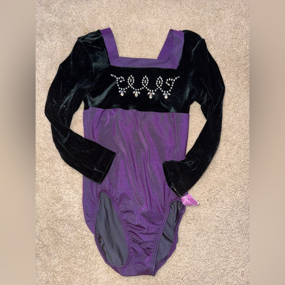 Adult x-small / Adult Small GK Purple Black Cropped sleeve leotard